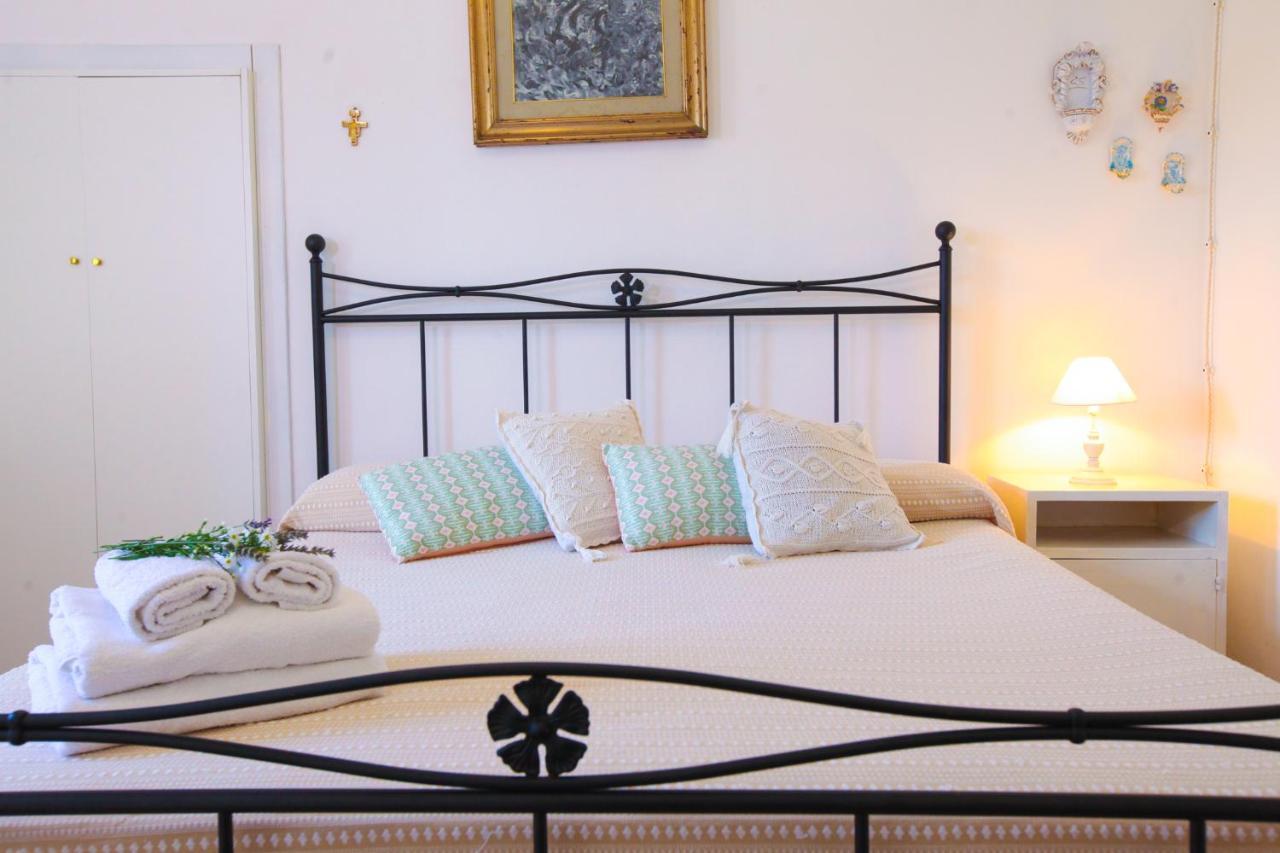 Casina Fumarola Guest House Ostuni Ngoại thất bức ảnh